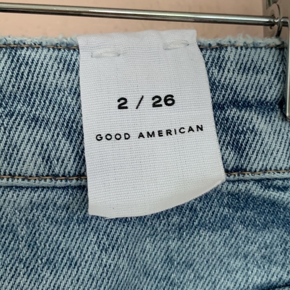 NWT Good American Indigo 108 Jean Short Denim Short 2 | 26 - Picture 8 of 9